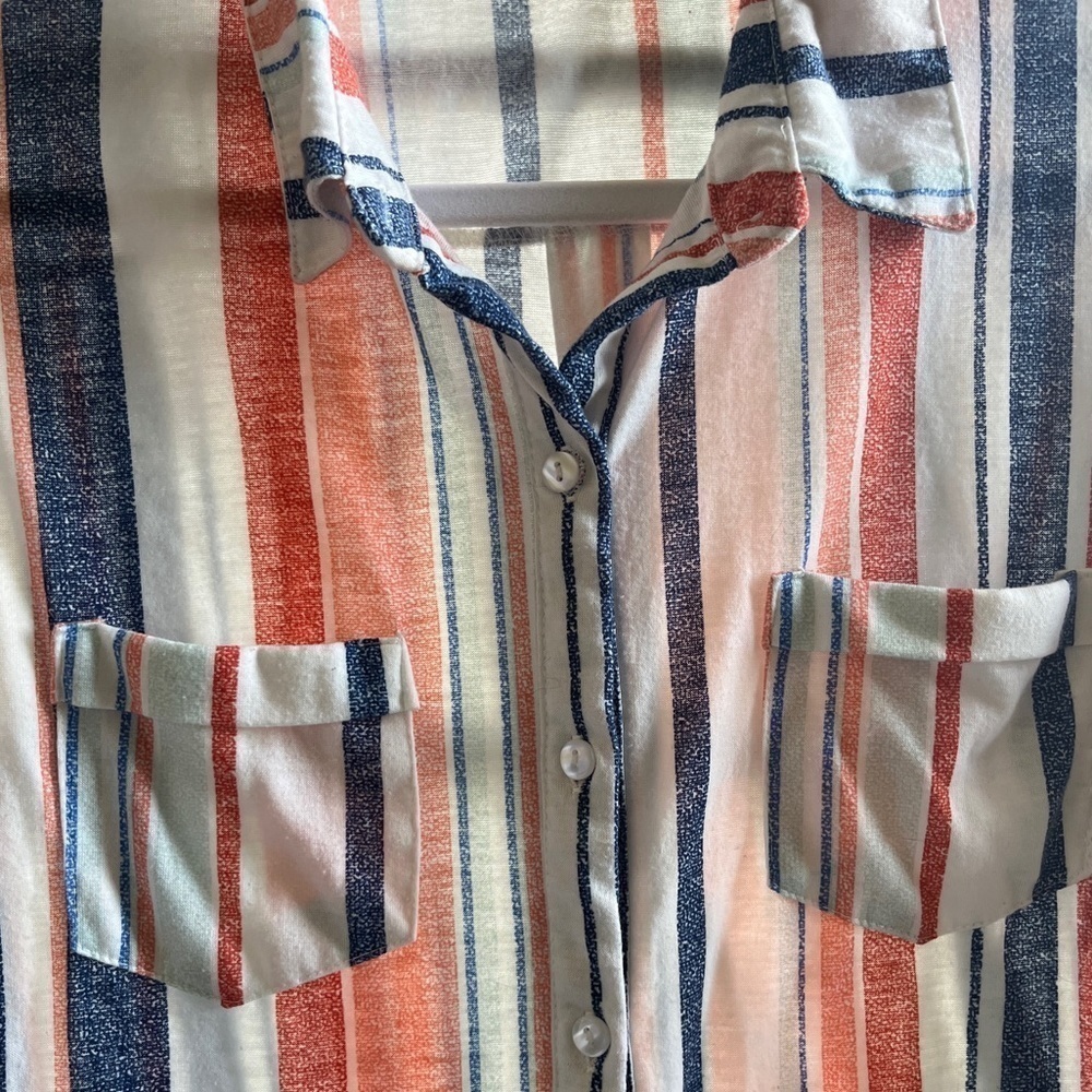 Eden & Olivia Anthropologie Short Sleeve Blouse with Front Tie - Picture 2 of 5